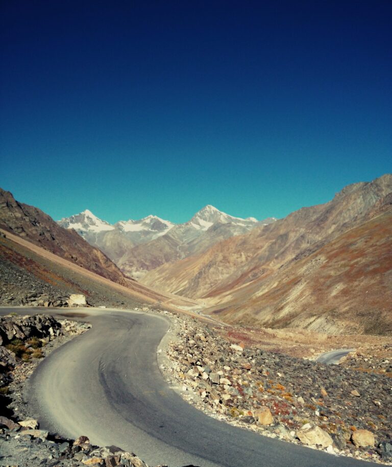 המזרח עם ילדים- איך אני יודעת לאן ללכת?  או: איך למצוא את המקומות המדהימים שגם עולים כלום כסף?